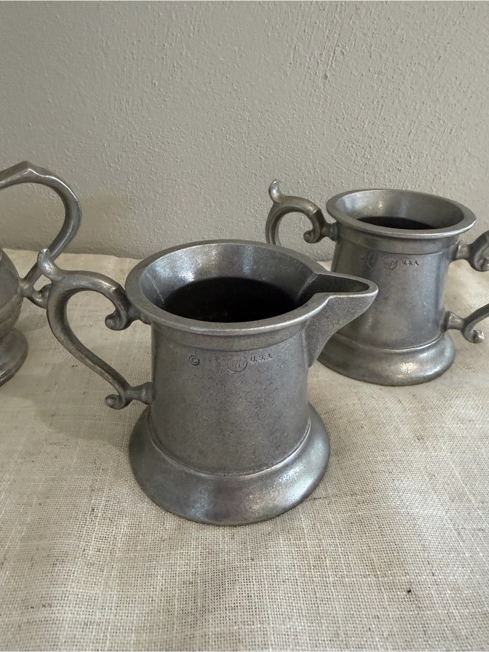 RWP Vintage Pewter Creamer and Sugar Set - Gray - Picture 3 of 6